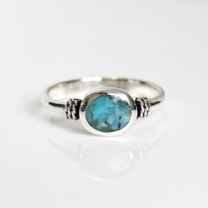 Dainty Turquoise Sterling Silver Ring: Minimalist Oval Design
