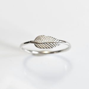 Sterling Silver Dainty Leaf Ring, Nature Ring, Dainty Ring for Women, Thumb Ring, 925 Silver Ring