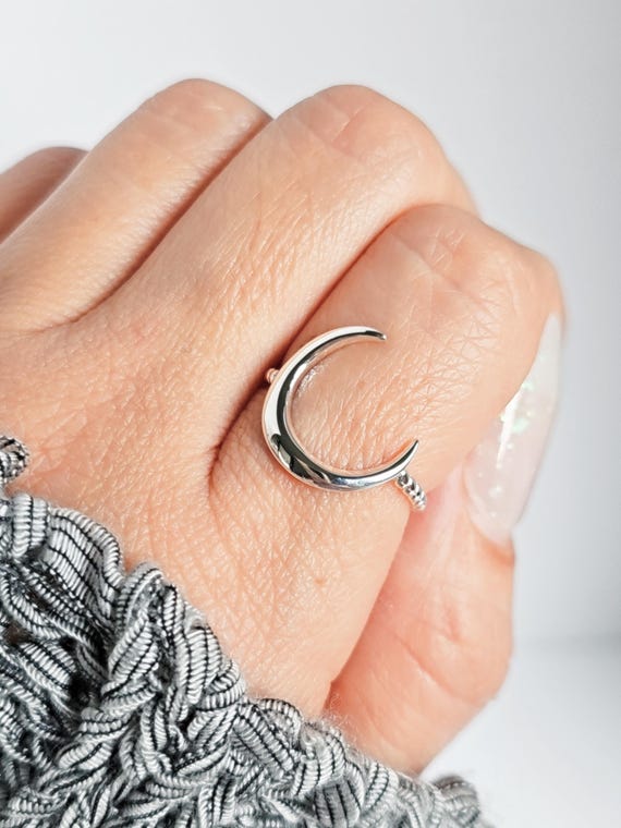 Sterling Silver Crescent Moon Ring, Minimalist Large Moon Minimalist Ring for Women, 925 Ring, Dainty Celestial Ring, Gift for Her