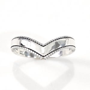 Srebrny pierścionek z jodełką, polerowana biżuteria, wyrazisty pierścionek dla kobiet, geometryczna opaska na kciuk, biżuteria ze stemplem 925