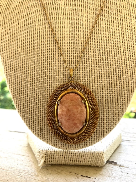 Vintage Avon Cabochon Rhodochrosite Pendant Neckl… - image 2