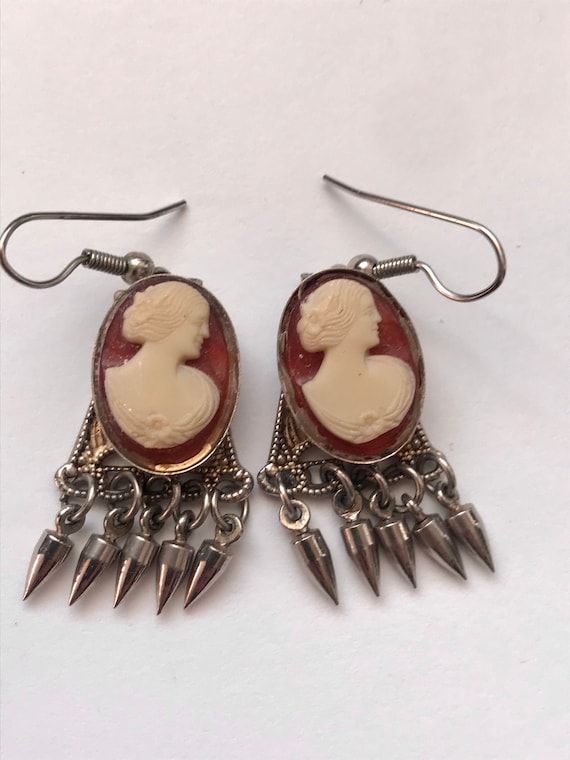 1970s Hand Made Cameo Dangle Earrings