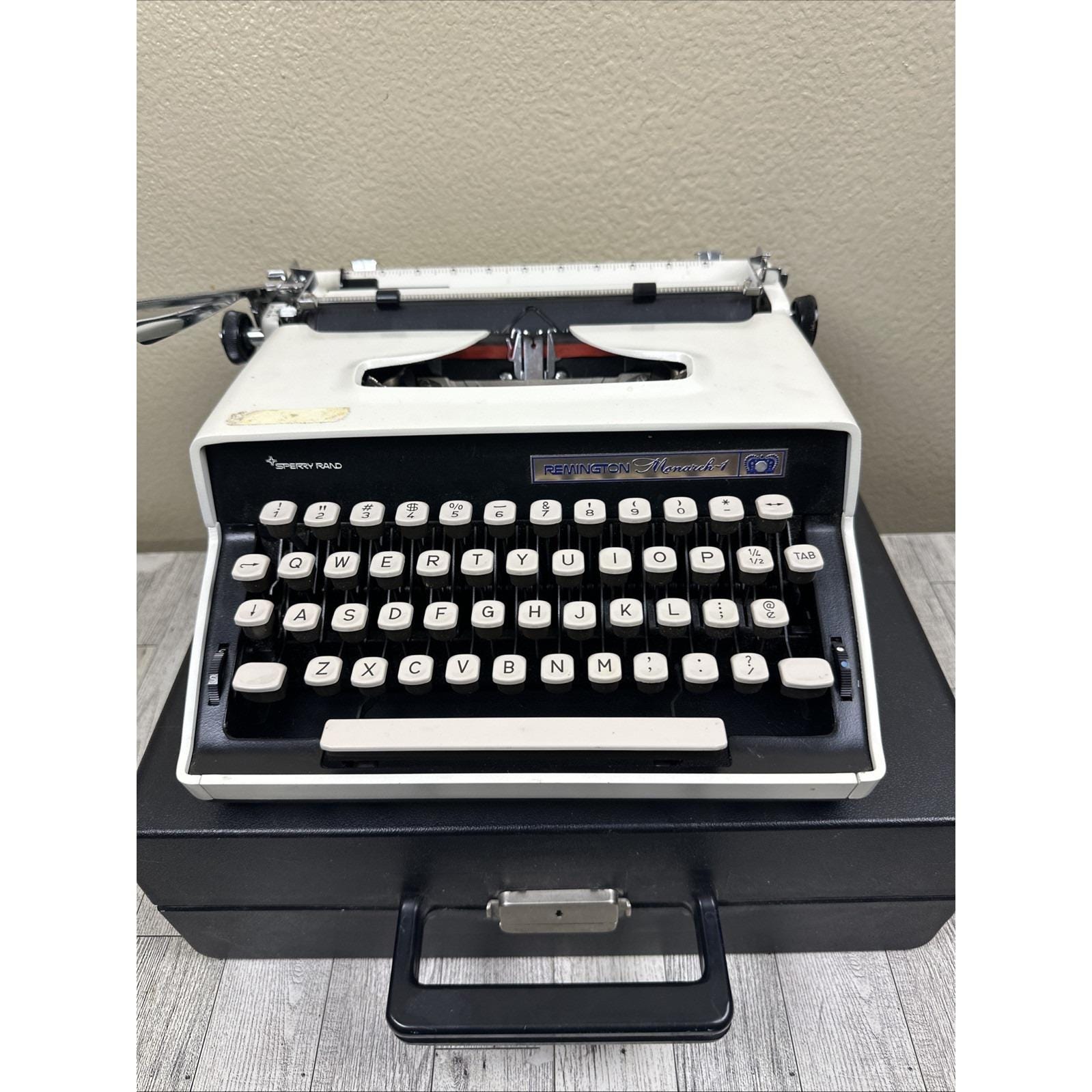 Remington Typewriter Case - Etsy Canada