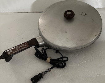 Vintage GE General Electric 11.5" Electric Fry Pan Skillet With Lid Cord 16C120