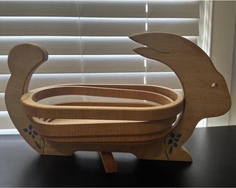Vintage Telescoping Collapsible Wood Bunny Rabbit Basket Cottage Granny Core