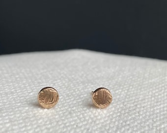 9ct Yellow Gold Textured Studs