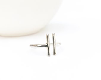 Sterling silver ring/ Minimalist ring/Bar ring