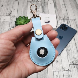 Stylish Light Blue Leather Holder for Apple AirTag - Personalized AirTag Keychain, Keyring, Airtag Bag - Perfect Travel Gift for Her and Him