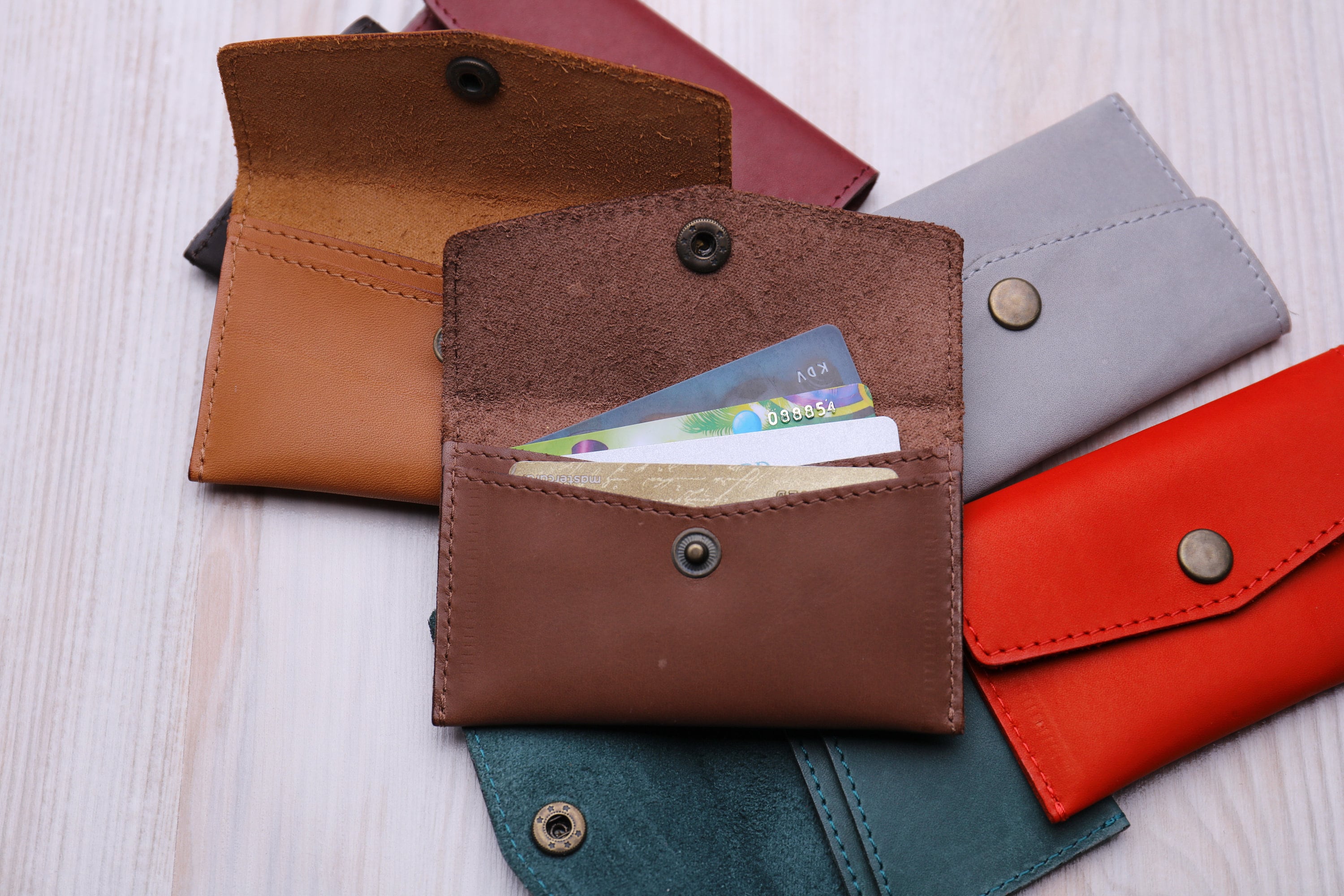 Envie Handcrafted Togo Leather Card Case