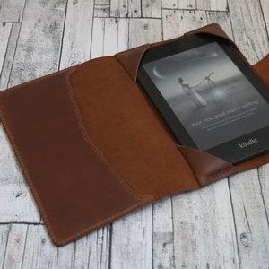 Personalized Leather kindle paperwhite case 11th gen, Kindle paperwhit -  Extra Studio