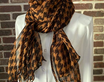 Vintage Crinkle Sheer Houndstooth Scarf | Black Caramel Plaid Wrap | Retro Lightweight Scarf | Dark Academia
