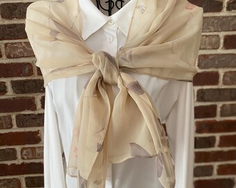 Vintage Jones New York Scarf, Neutral Botanical Print, Vanilla Girl Style, Lightweight Fashion Scarf