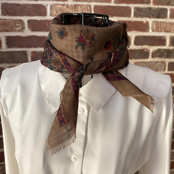 Vintage Classic Bohemian Design Shawl Neutral Floral Babushka Scarf Basket Weave Scarf with Frayed Fringe Edges