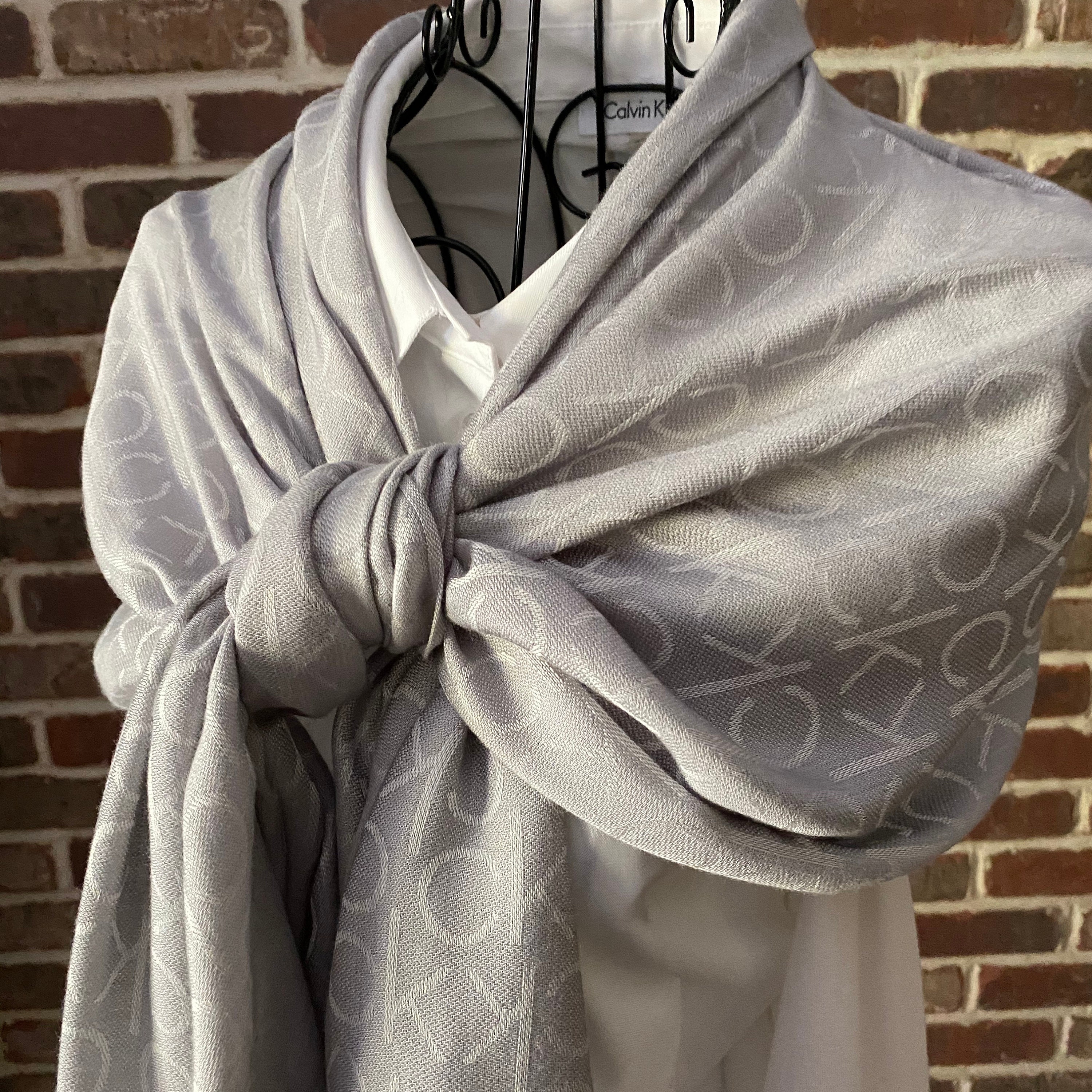 Calvin Klein logo-monogram Silk Scarf - Neutrals