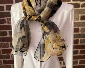 Vintage Daisy Print Gold Foil Scarf | Sheer Crosshatch Cottagecore | Floral Hair Scarf | Retro Style