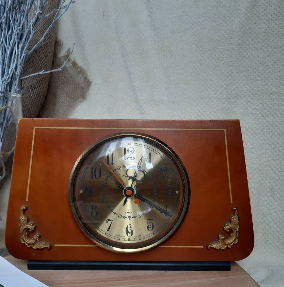 Vintage Clock Wooden Quartz Clock Old Wood Clock Soviet Desk Clock