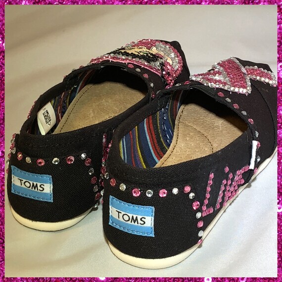 Handmade Breast Cancer Awareness Toms Shoes, Betty Boop Embroidery slip on shoes,Betty Boop Rhinestones espadrilles shoes, Cancer Survivor Handmade Breast Cancer Awareness Toms Shoes, Betty Boop Embroidery slip on shoes,Betty Boop Rhinestones espadrilles shoes, Cancer Survivor