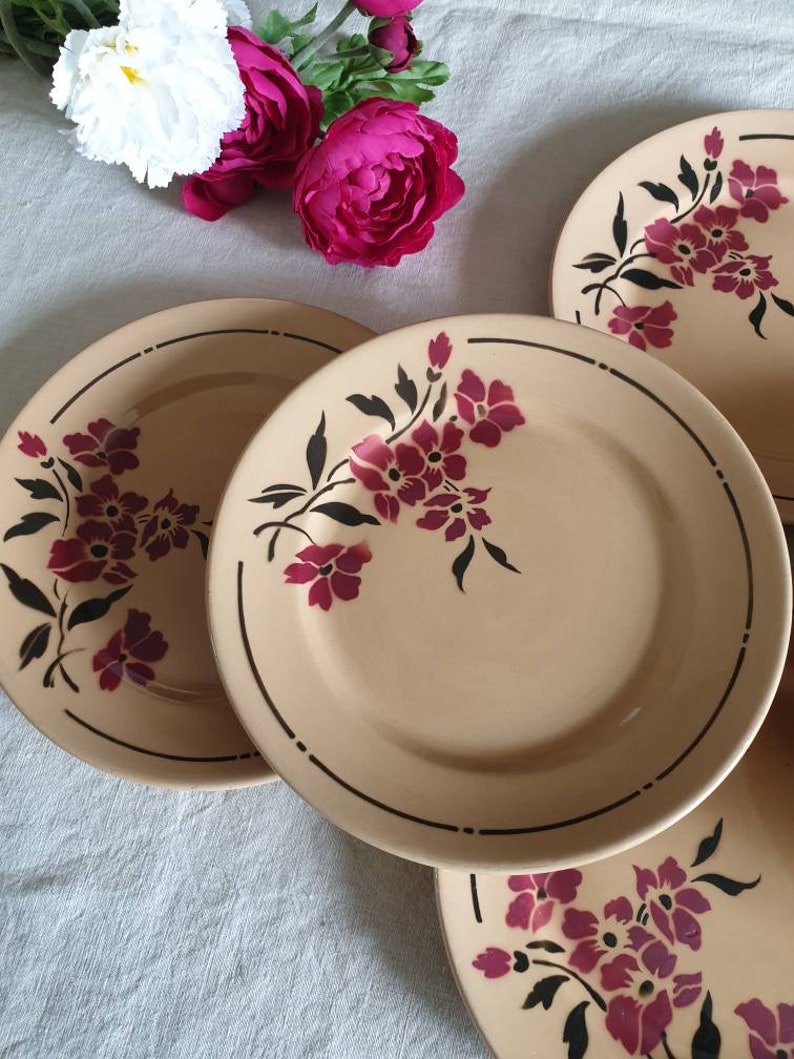 Dessert plates lot X6 old retro floral model of the French manufacture of Badonviller
