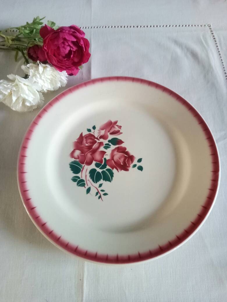 Plat de Service Rond Plat Ancien Badonviller Aux Motifs Fleuris Manufacture Française.