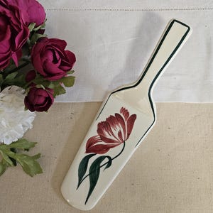 Old earthenware pie server, &quot;Harlem&quot; model from the French manufacturer of Lunéville