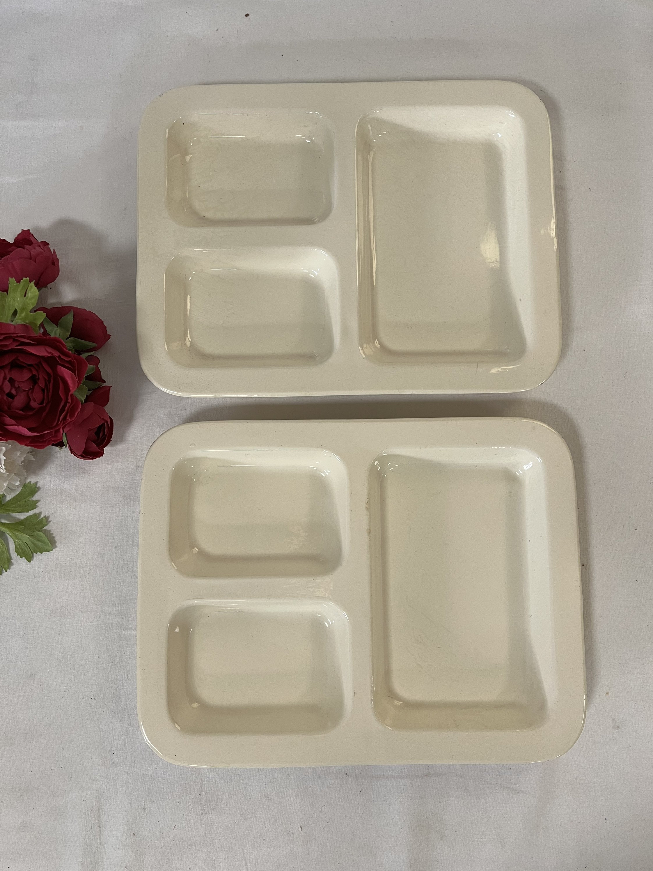 Assiettes Compartimentées Plateau Repas Ancien X2 de La Manufacture Française Sarreguemines