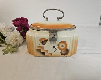 Lata de galletas antigua de cerámica fabricada en Alemania