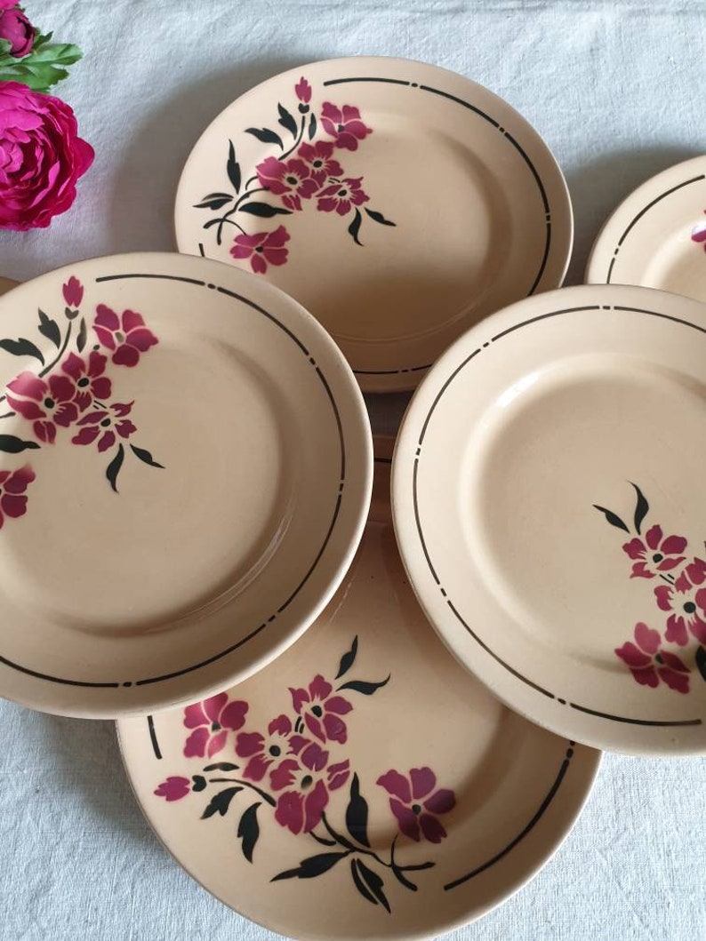 Dessert plates lot X6 old retro floral model of the French manufacture of Badonviller