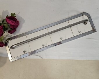 Toallero antiguo de cerámica de fabricación francesa