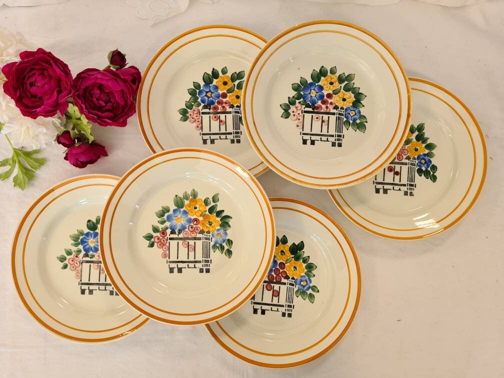 Assiettes Plates Anciennes X6 Modèle Fleuri de La Manufacture Française Hbcm