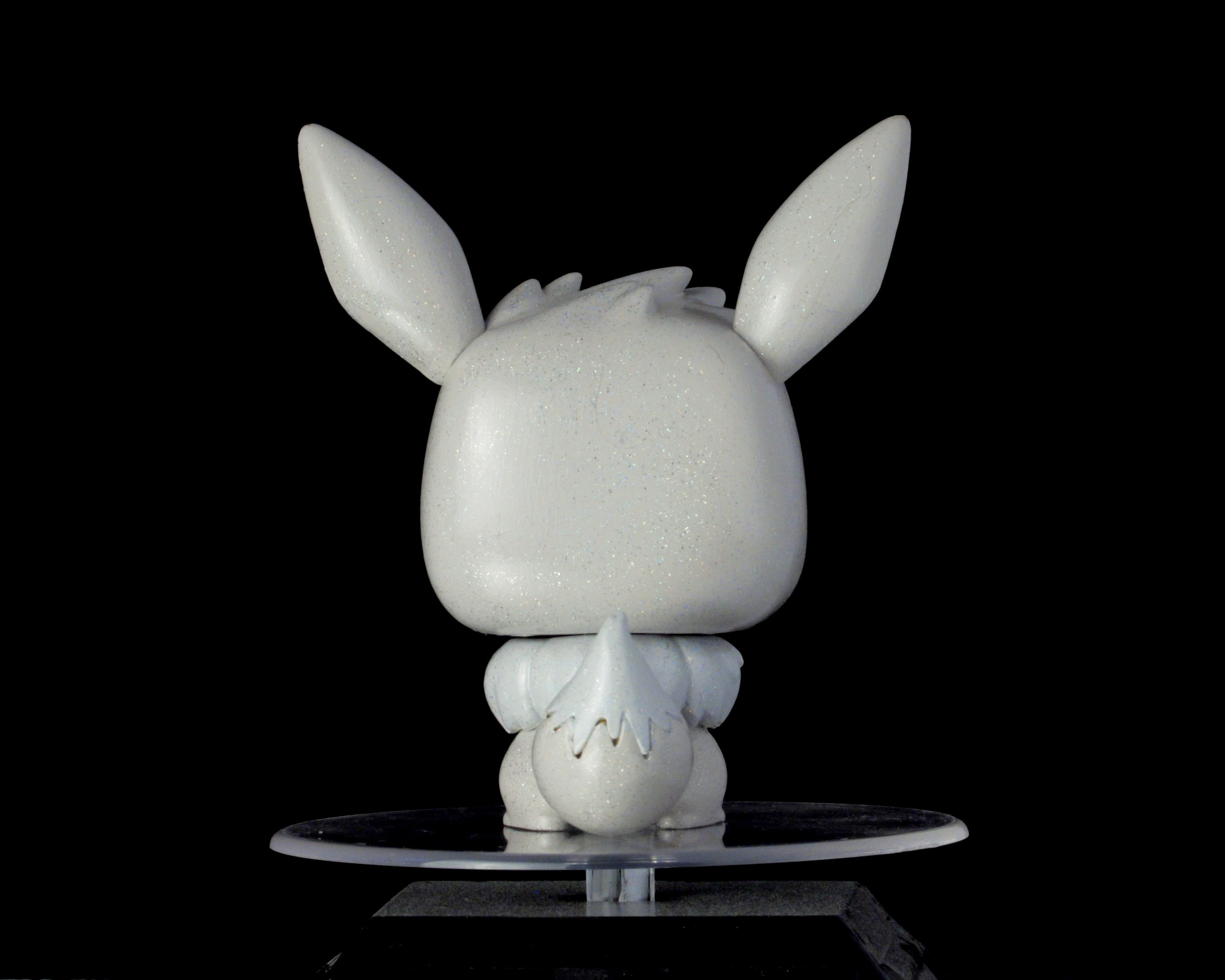 Shiny Eevee custom Funko Pokémon Pop 