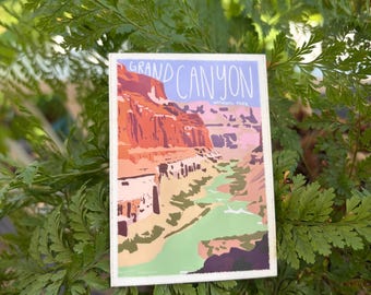 Könnte beinhalten: Ein rechteckiger Druck mit einer stilisierten Illustration des Grand Canyon Nationalparks. Das Kunstwerk zeigt geschichtete rote und orangefarbene Felsformationen, einen hellgrünen Fluss, der durch die Basis fließt, und einen hellblauen Himmel mit weißem Text.