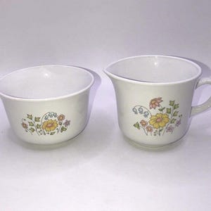 Corelle Corning Ware Creamer and Sugar Bowl Spring Meadow