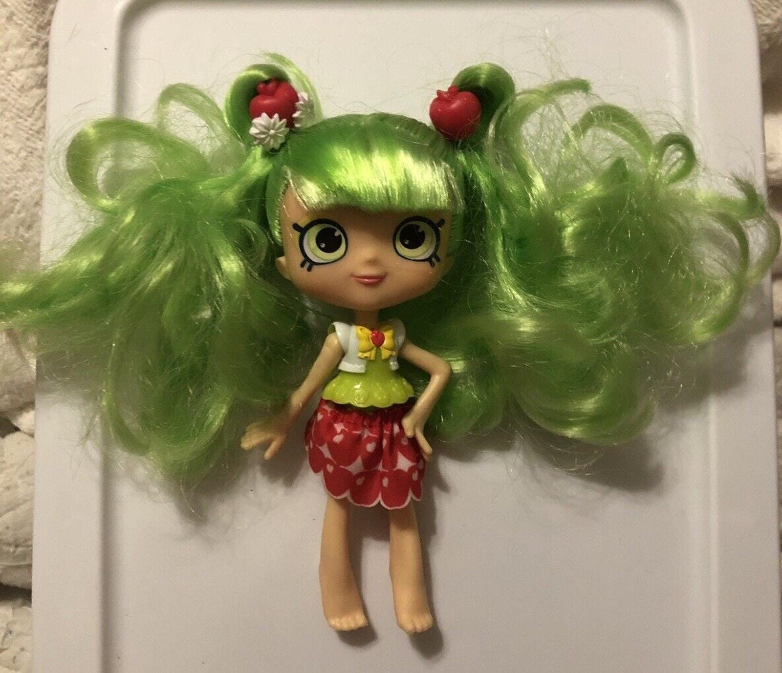 Peppa Mint Shopkins Scarletta Gateau Doll SHOPKINS Blossom Apples