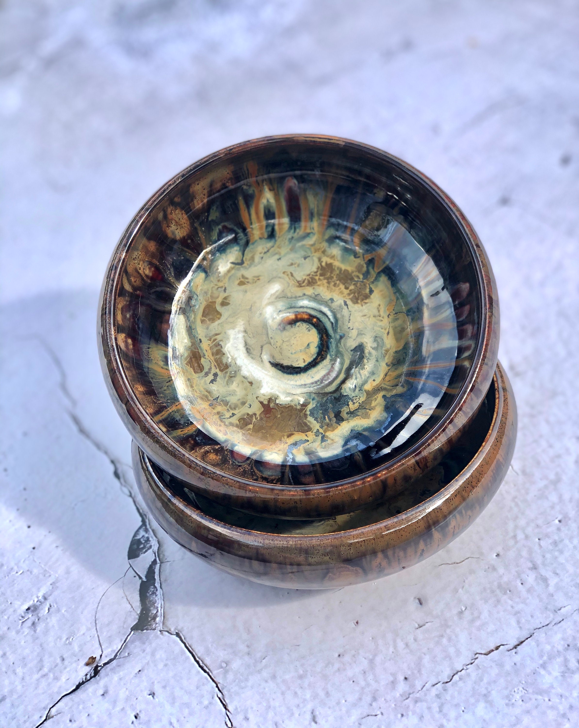Set of two ceramic bowls