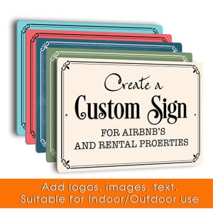 Op de afbeelding: Een stapel van vijf rechthoekige borden in turquoise, koraal, donkerblauw, saliegroen en crème. Het voorste crèmekleurige bord bevat zwarte tekst met Create a Custom Sign FOR AIRBNB'S AND RENTAL PROERTIES en decoratieve zwarte hoekversieringen.