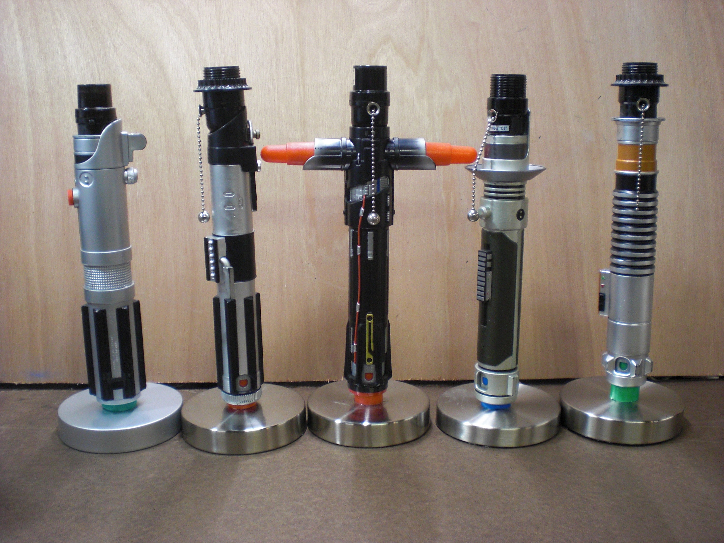 bradford exchange lightsaber lamp