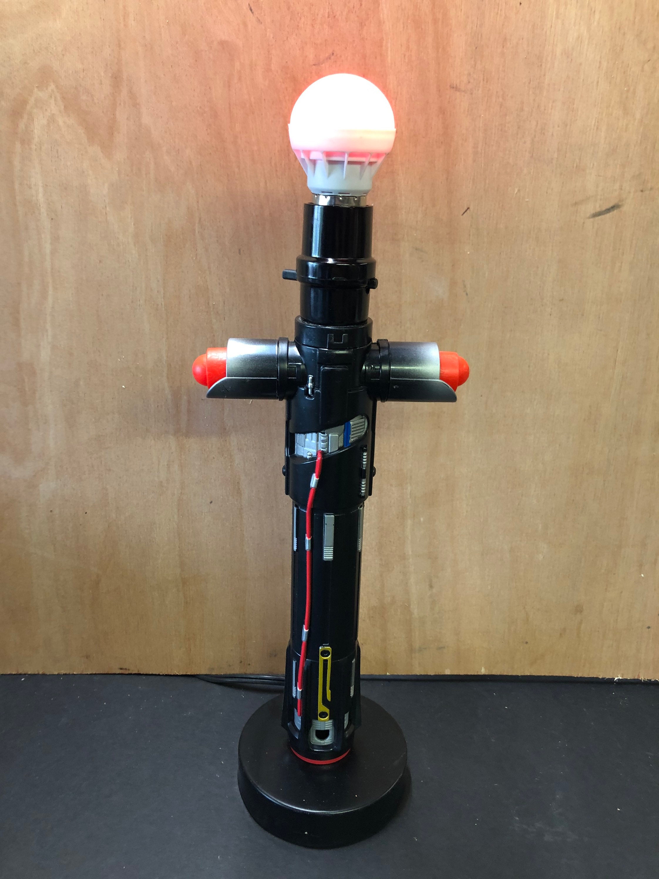 bradford exchange lightsaber lamp