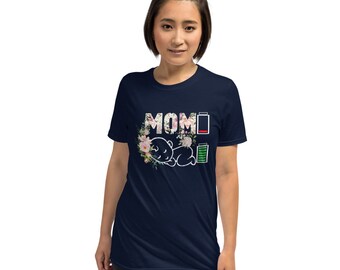 Mama Batterie Shirt, Batterie niedrig Shirt, Mama Leben Shirt, Shirts für Mütter, Muttertagsgeschenk, trendige Mama T-Shirts, Geschenke für neue Eltern