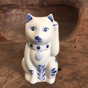 Japanese Vintage Maneki neko , Lucky Cat