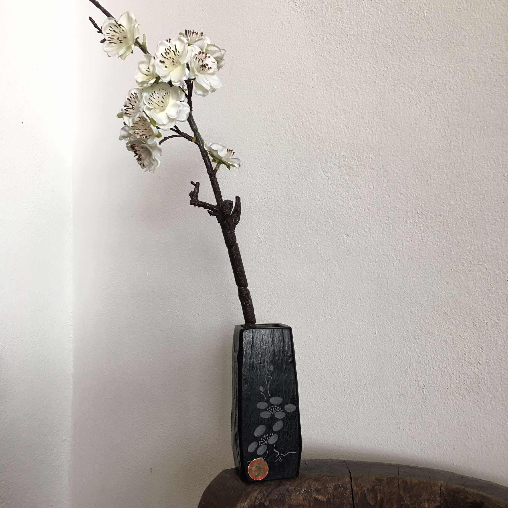 ヴィンテージ 日本製 那智黒石 花瓶 黒石 花 - Etsy 日本