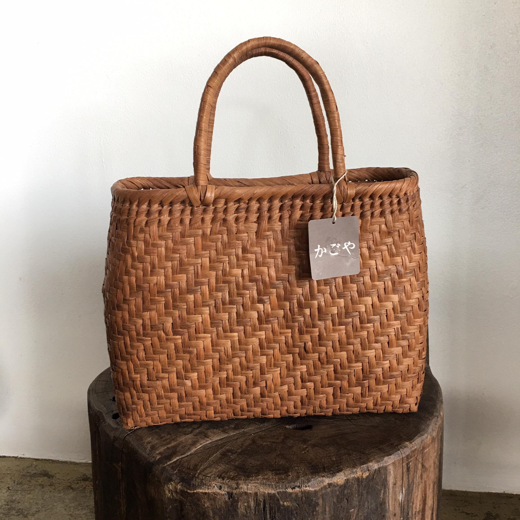 Borsa vintage giapponese Kagoya Brand con uva di montagna Borsa vintage giapponese Kagoya Brand con uva di montagna
