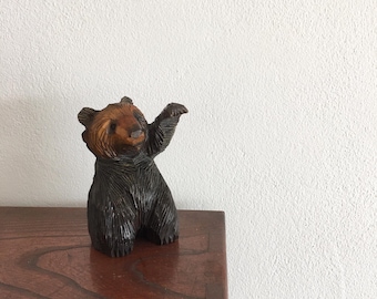 72  熊　木彫り 大きな熊の木彫り 北海道 日本 クマの彫刻 1972年 木彫り工芸 - Etsy 日本