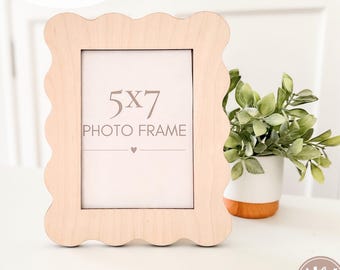 Scalloped 5x7 Photo Frame SVG | Magnetic Photo Frame svg | Laser Picture Frame svg | Glowforge svg | Laser Files |