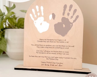 Huellas de manos para mamá SVG / Regalo del día de la madre svg / Regalos para la abuela svg / Archivos de grabado láser / Glowforge svg / Archivos láser