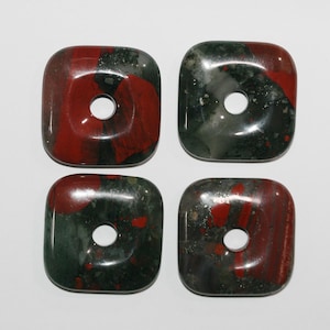 Heliotrope Smooth Square Pendant 30mm.( 1 Pcs )