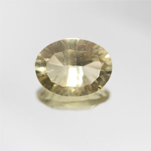 Lemon Quartz Faceted Oval 15.6x11.8mm. (8.22 ct.)