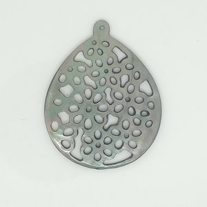 Wisiorek MOP Drop 50 x 40 mm. - Naturalny wisiorek z MOP i muszli - Masa perłowa