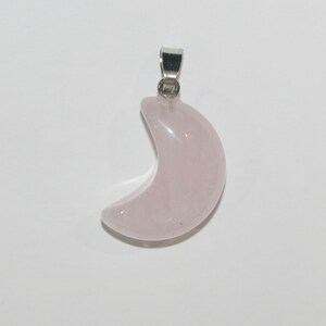 Rose Quartz Moon Pendant 25x18mm.