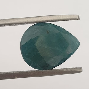 Naturlig Grandidierit Facetterad Päron 6,8 ct 14,5 x 11 mm - Sällsynt Sten Naturlig Ädelsten - Samlare Ädelsten - Unik Grön Sten