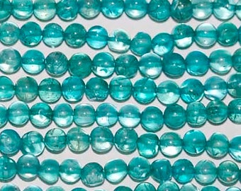 14 po. Perles rondes lisses bleu verdâtre d'apatite 4-5 mm - brin 37 cm